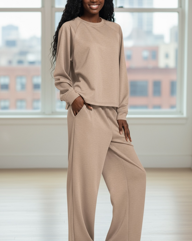 Crewneck Sweatshirt and Pants Set - Cocoa