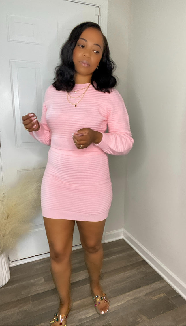 Unmatched Sweater Two Piece Skirt Set - Pink