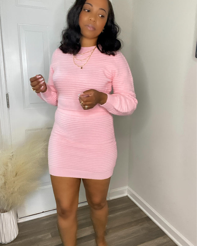 Unmatched Sweater Two Piece Skirt Set - Pink