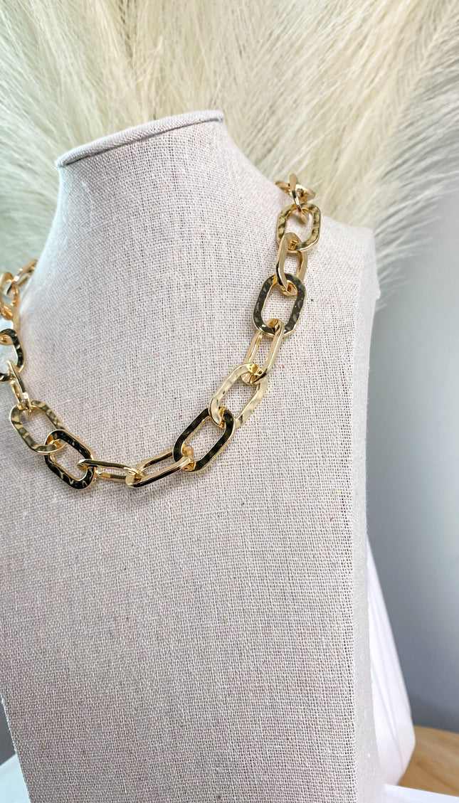Devyna Chain Necklace