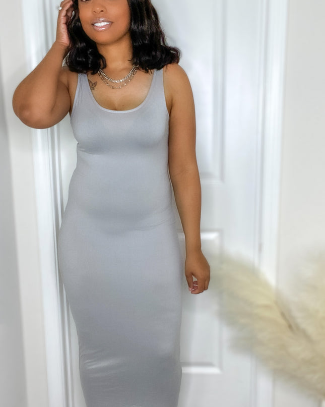 Unmatched Essential Maxi - Gray