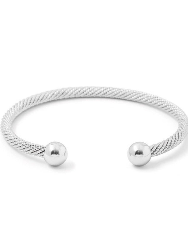 Unmatched Cuff Bracelet (Silver/Gold)